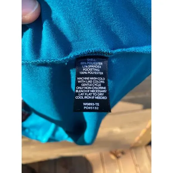 Betabrand blue 'red eye' hooded long sleeve travel dress - Picture 6 of 7